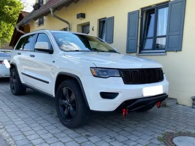 Käytetty Jeep Grand Cherokee 375 HP (275 kW) 2010 Valkoinen Katumaasturi