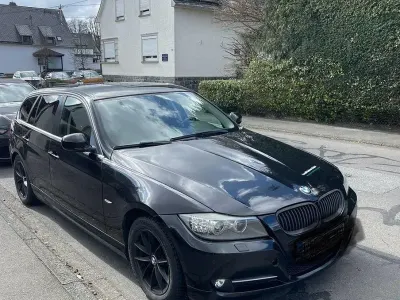 Second-hand BMW 320 184 CP (135 kW) 2011 Negru Break