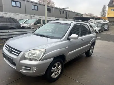 Gebraucht Kia Sportage EX 175 PS (128 kW) 2007 Silber SUV