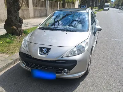 Gebraucht Peugeot 207 88 PS (64 kW) 2007 Silber Kleinwagen