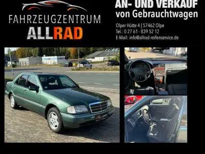 Gebraucht Mercedes C180 122 PS (89 kW) 1995 Grün Limousine