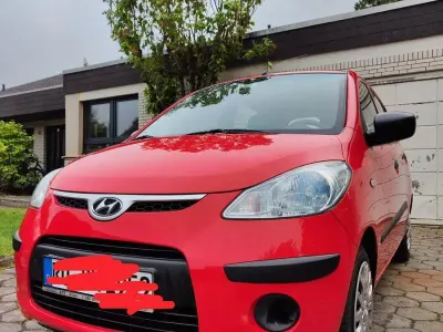 Gebraucht Hyundai i10 Pure 67 PS (49 kW) 2009 Rot Kleinwagen