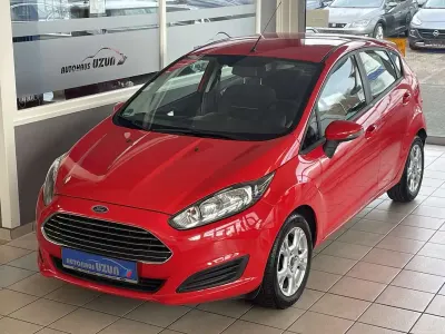 Second-hand Ford Fiesta 101 CP (74 kW) 2014 Roșu Hatchback