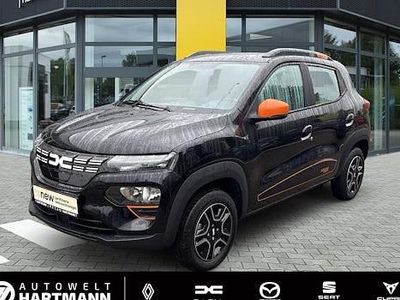 Magmaschwarz (schwarz) Gebraucht 2023 Dacia Spring Essentiel Kleinwagen | 12.950 € (Guter Preis)