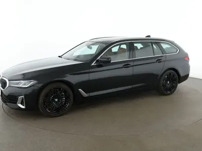 Gebraucht BMW 530 Luxury Line 252 PS (185 kW) 2022 Schwarz Kombi