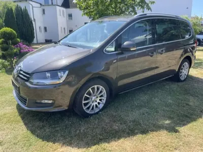 Gebraucht VW Sharan Cup 140 PS (102 kW) 2015 Braun Van / Kleinbus