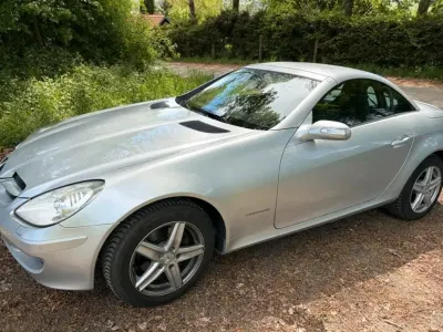 Second-hand Mercedes SLK200 163 CP (119 kW) 2005 Argintiu Cabrio
