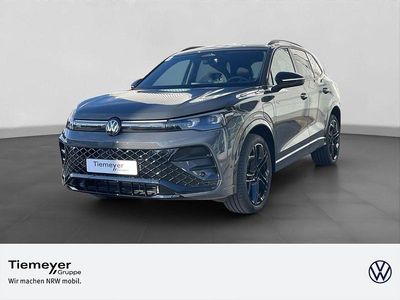 Grau Neu 2025 VW Tiguan IQ Drive SUV | 58.790 € (Fairer Preis)