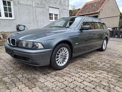 BMW 525