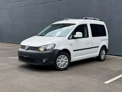 Gebraucht VW Caddy Trendline 105 PS (77 kW) 2014 Weiß Van / Kleinbus