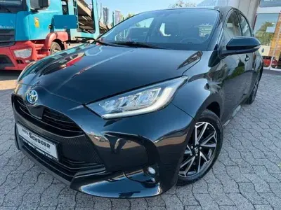 Brugt Toyota Yaris Hybrid Basis 116 HK (85 kW) 2023 Sort Hatchback