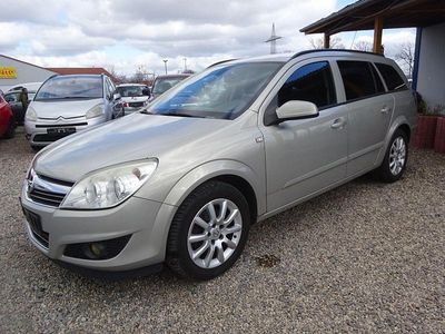 Gebraucht Opel Astra Edition 116 PS (85 kW) 2009 Grau Kombi