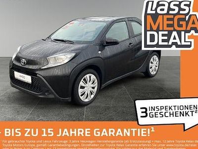 Mysticschwarz mica metallic Gebraucht 2022 Toyota Aygo X X-play SUV | 12.980 € (Etwas zu teuer)