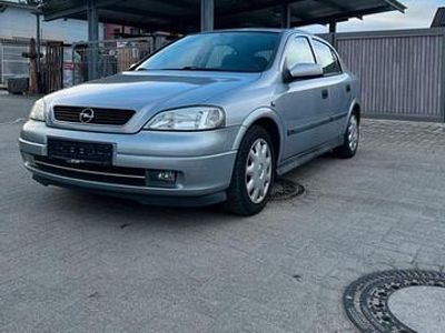 Gebraucht Opel Astra 101 PS (74 kW) 2002 Grau Coupé