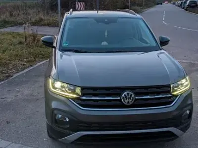Gebraucht VW T-Cross Life 95 PS (69 kW) 2020 Grau SUV