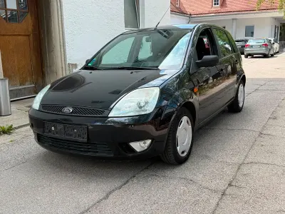 Gebraucht Ford Fiesta 70 PS (51 kW) 2005 Schwarz Kleinwagen
