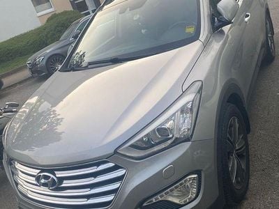 Second-hand Hyundai Grand Santa Fe Premium 197 CP (144 kW) 2015 Gri SUV