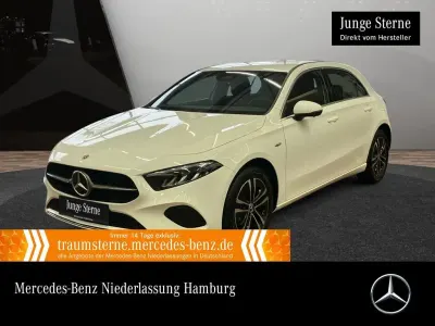 Używany Mercedes A250 Advanced 163 KM (119 kW) 2025 Biały Sedan/Limuzyna