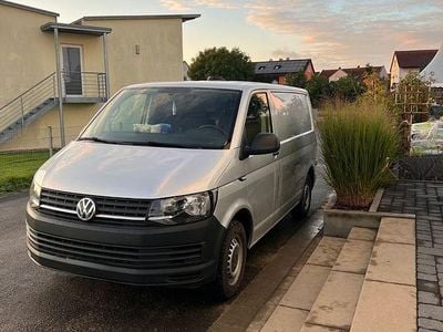 Usata VW Transporter 114 CV (83 kW) 2017 Argento Furgone