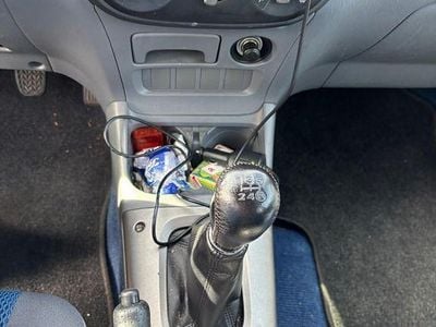 Gebraucht Toyota RAV4 125 PS (91 kW) 2003 Blau SUV