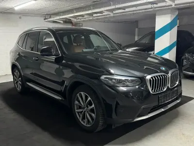 Gebraucht BMW X3 Sport Line 190 PS (139 kW) 2022 Schwarz SUV