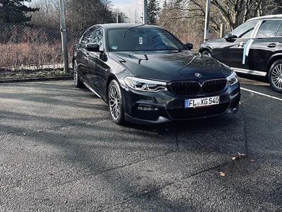 Grau Gebraucht 2019 BMW 540 Limousine | 37.999 € (Fairer Preis)