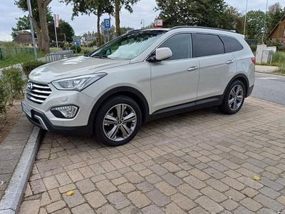 Hyundai Grand Santa Fe