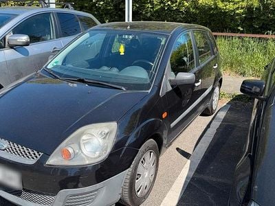 Usata Ford Fiesta 65 CV (47 kW) 2006 Nero Utilitaria