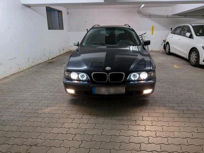 Gebraucht BMW 523 170 PS (125 kW) 1998 Blau Kombi