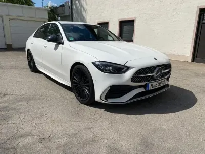 Gebraucht Mercedes C200 AMG 204 PS (150 kW) 2021 Weiß Limousine