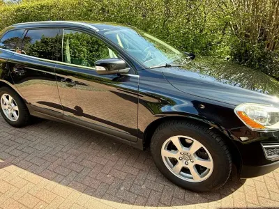 Gebraucht Volvo XC60 Summum 205 PS (150 kW) 2011 Schwarz SUV