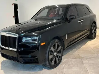 Gebraucht Rolls Royce Cullinan 571 PS (419 kW) 2021 Schwarz SUV