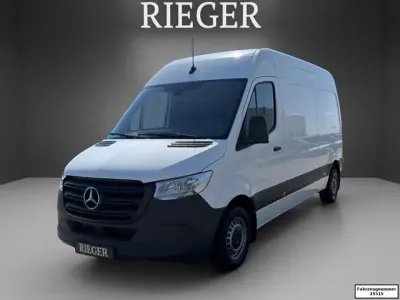 Gebraucht Mercedes Sprinter 150 PS (110 kW) 2024 Arktikweiß Van