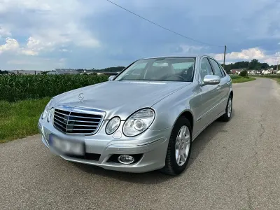Gebraucht Mercedes E280 231 PS (169 kW) 2006 Silber Limousine