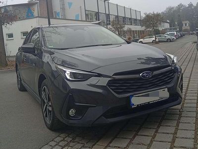 Gebraucht Subaru Impreza Platinum 136 PS (100 kW) 2024 Grau Kleinwagen