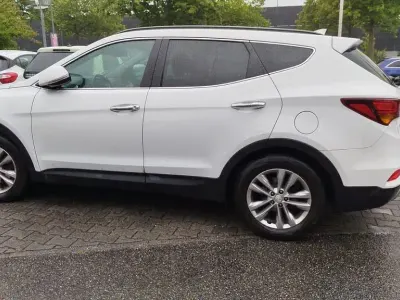 Gebraucht Hyundai Santa Fe Style 200 PS (147 kW) 2017 Weiß SUV