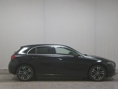 Używany Mercedes A200 Progressive 163 KM (119 kW) 2023 Czarny Sedan/Limuzyna