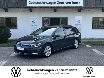 Gebraucht VW Golf VIII Style 150 PS (110 kW) 2023 Grau Kombi