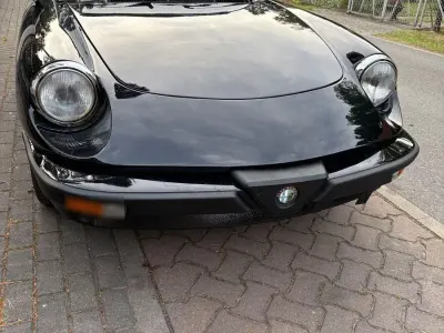 Occasion Alfa Romeo Spider 131 ch (96 kW) 1983 Noir Cabriolet