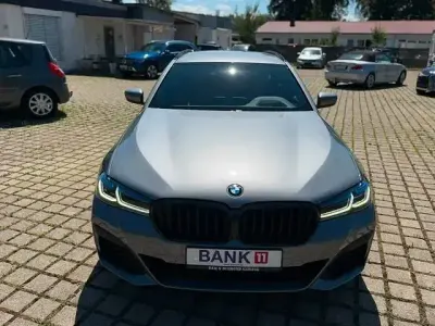 Gebraucht BMW 530 M Sport 286 PS (210 kW) 2022 Grau Kombi