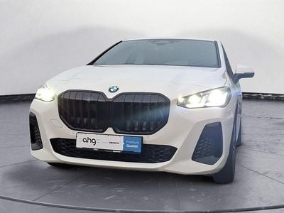 Weiß Gebraucht 2024 BMW 218 Active Tourer M Sport Van / Kleinbus | 31.890 € (Guter Preis)