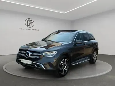 Gebraucht Mercedes GLC300e 122 PS (89 kW) 2021 Andere SUV