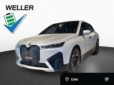 Mineralweiß (weiß) Gebraucht 2023 BMW iX Sport Line SUV | 56.950 € (Superpreis)