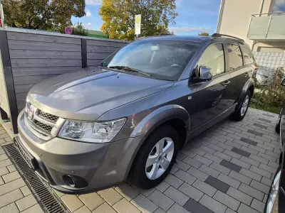 Usata Fiat Freemont Urban 170 CV (125 kW) 2013 Grigio SUV