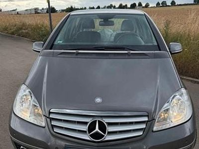 Mercedes A200