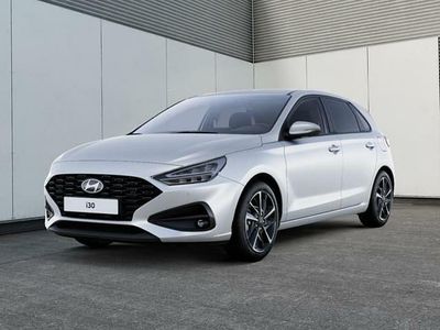 Gebraucht Hyundai i30 Advantage 101 PS (74 kW) 2024 Serenity white Limousine