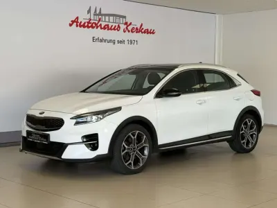 Gebraucht Kia XCeed Spirit 159 PS (116 kW) 2021 Weiß SUV