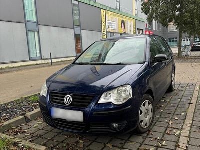 Blau Gebraucht 2007 VW Polo Trendline Kleinwagen | 2.200 € (Guter Preis)
