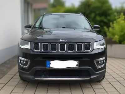 Gebraucht Jeep Compass Limited 140 PS (102 kW) 2020 Schwarz SUV