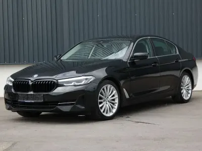 Gebraucht BMW 520 190 PS (139 kW) 2020 Black sapphire Limousine